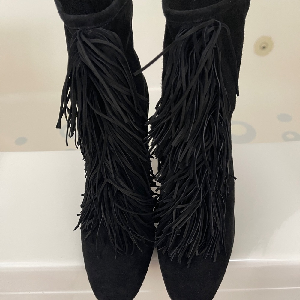 AQUAZZURA Gytane Fringe Suede Ankle Booties